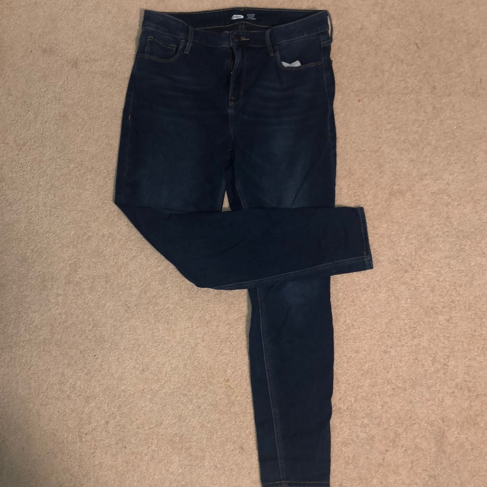 Old Navy Super Skinny High Rise 24/7 Sculpt Jeans